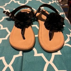 Girl’s sandals